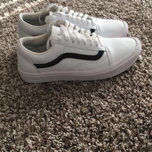 Women’s size 9 vans